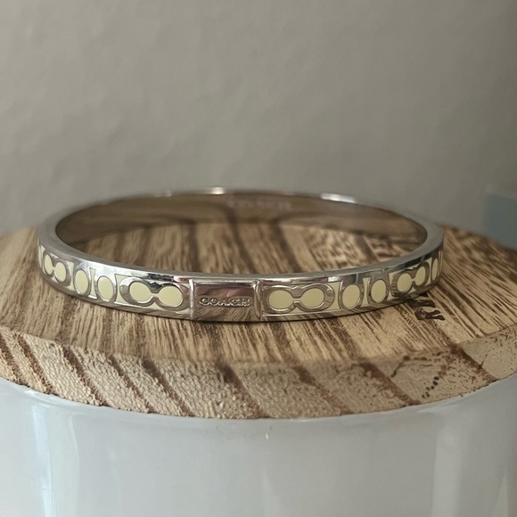 Coach Bracelet - Picture 1 of 4